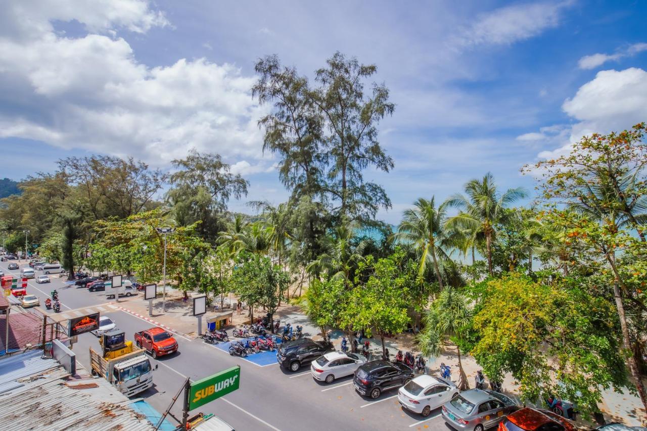 Time Out Hotel Patong Exterior photo