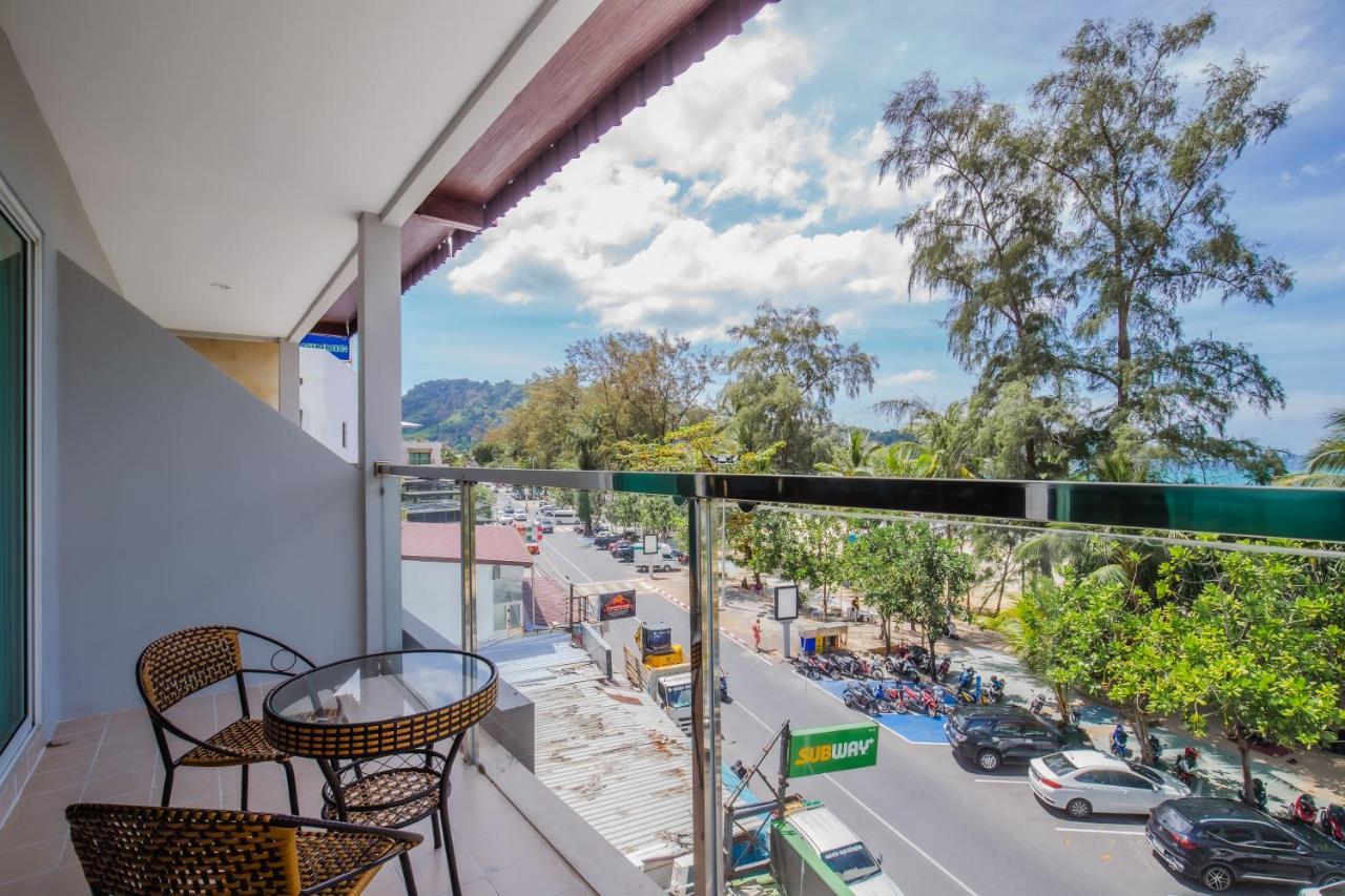 Time Out Hotel Patong Exterior photo