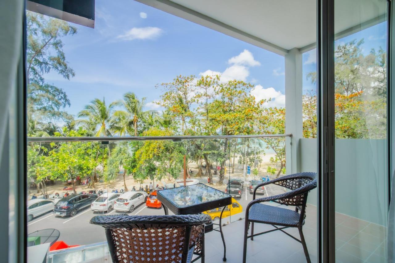 Time Out Hotel Patong Exterior photo