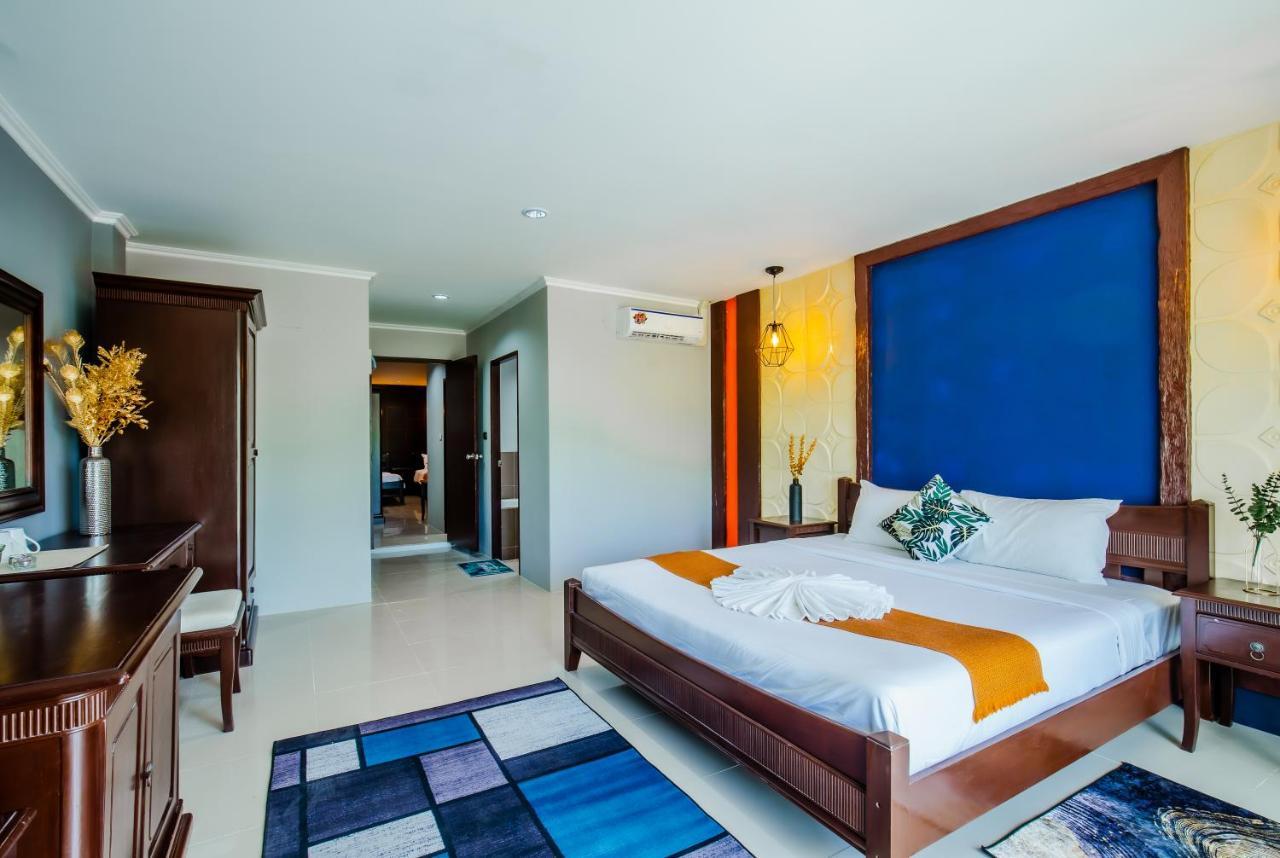 Time Out Hotel Patong Exterior photo
